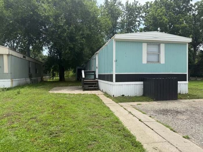 Building Photo - Home For Rent