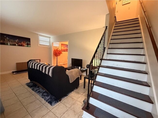Photo - 412 Bellevue Ave