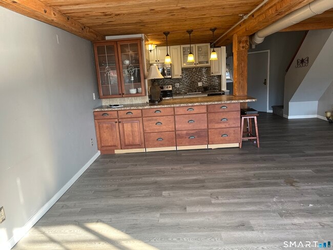 Photo - 68 Thermos Ave