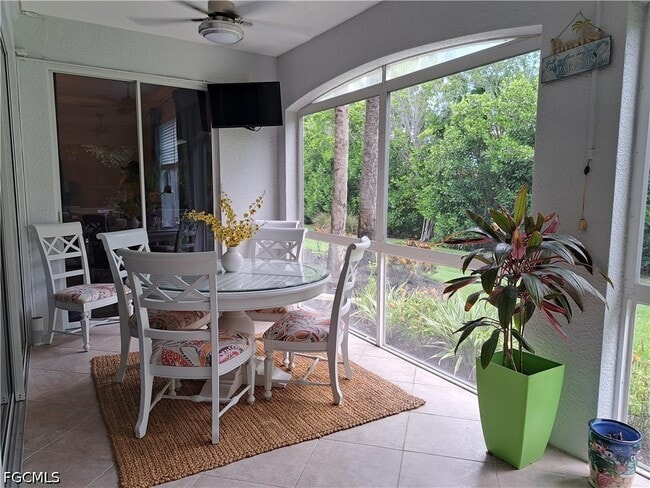 Building Photo - 11037 Harbour Yacht Ct Unit 2