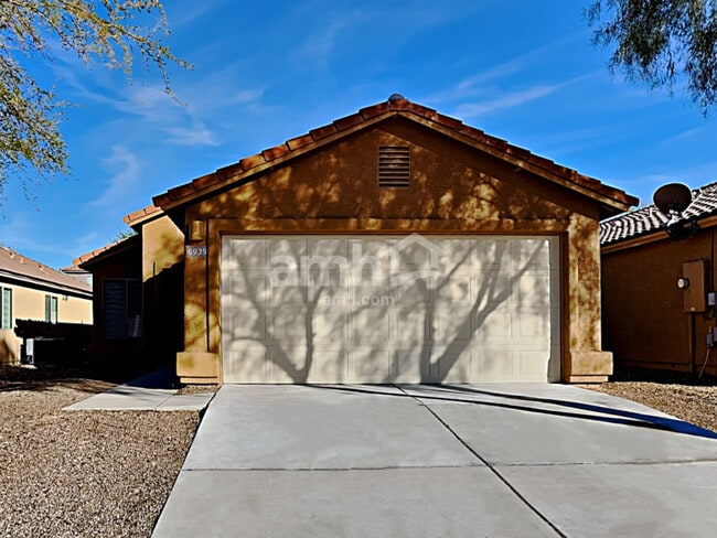 Building Photo - 6939 S Creek Run Ave Rental