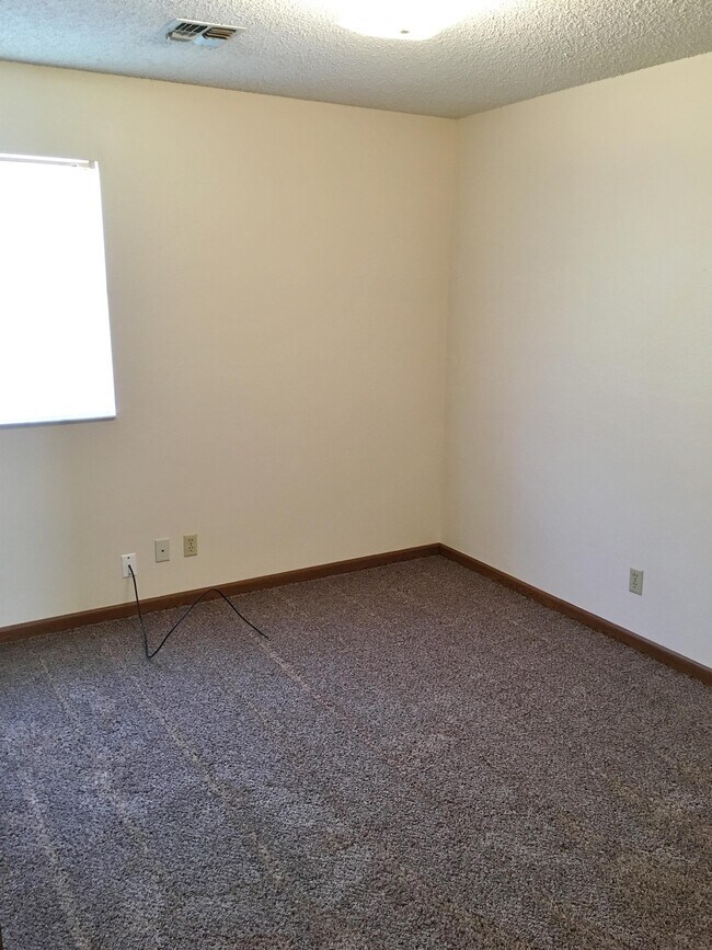 Photo - 1306 Cherry Pl Unit A