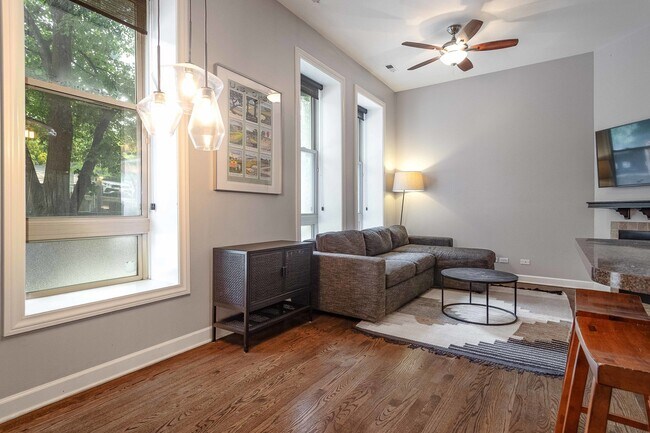 Photo - 1344 N North Park Avenue