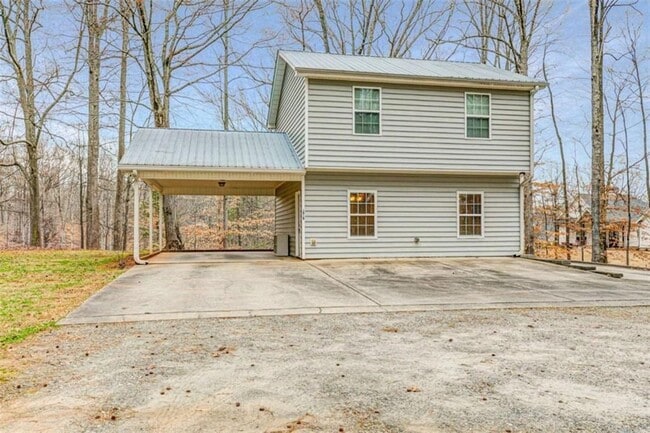 Photo - 2535 Hickory Rd