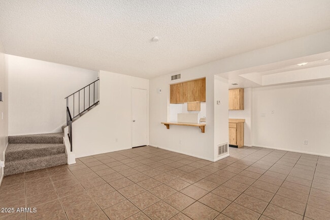 Building Photo - 5940 N 48th Ln Rental