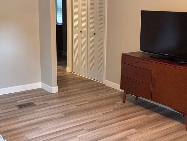Photo - 2 Bedroom 2 Bathroom House in Saltaire Village, Calabash, NC - Unfurnished