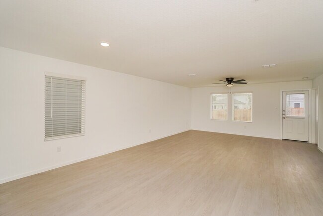 Photo - 193 Amy Frances Dr