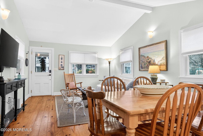 Photo - 77 Abbott Ave