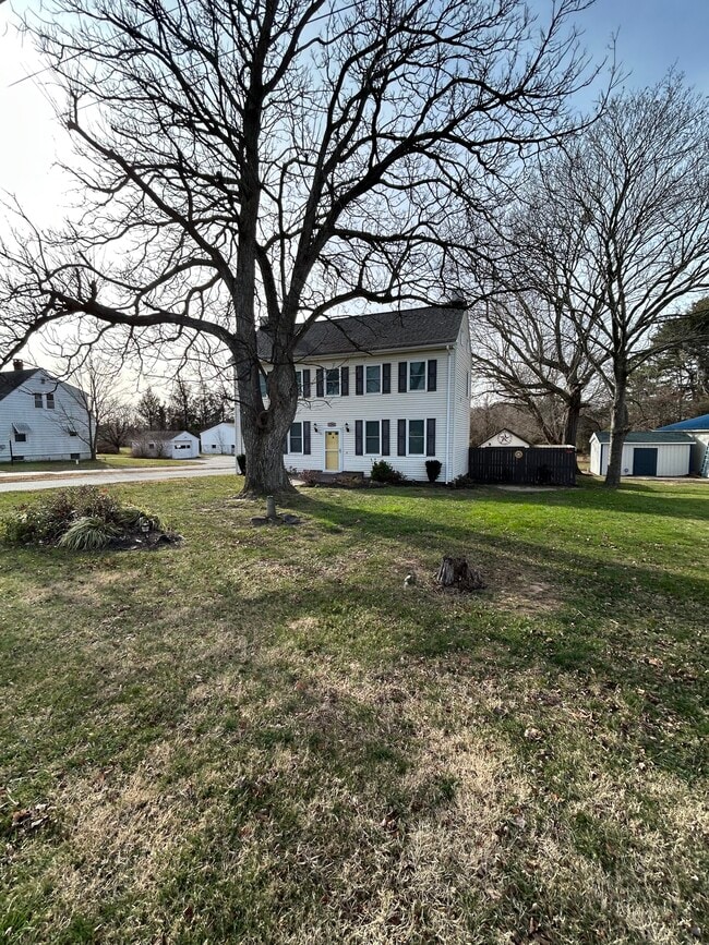 Photo - 1284 S Bay Rd