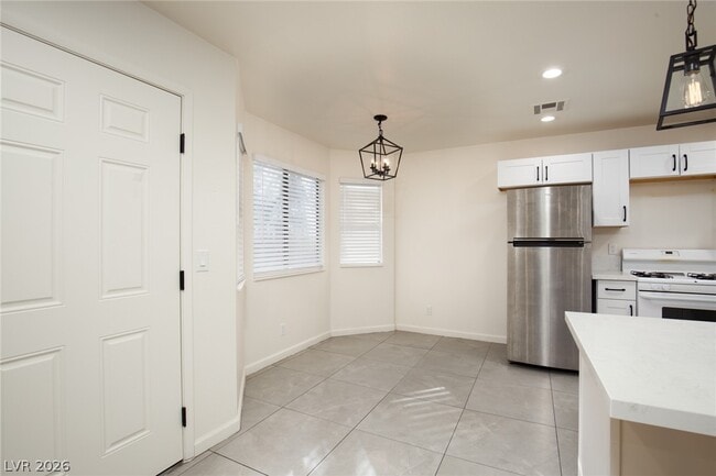Photo - 737 Rock Springs Dr Unit 201