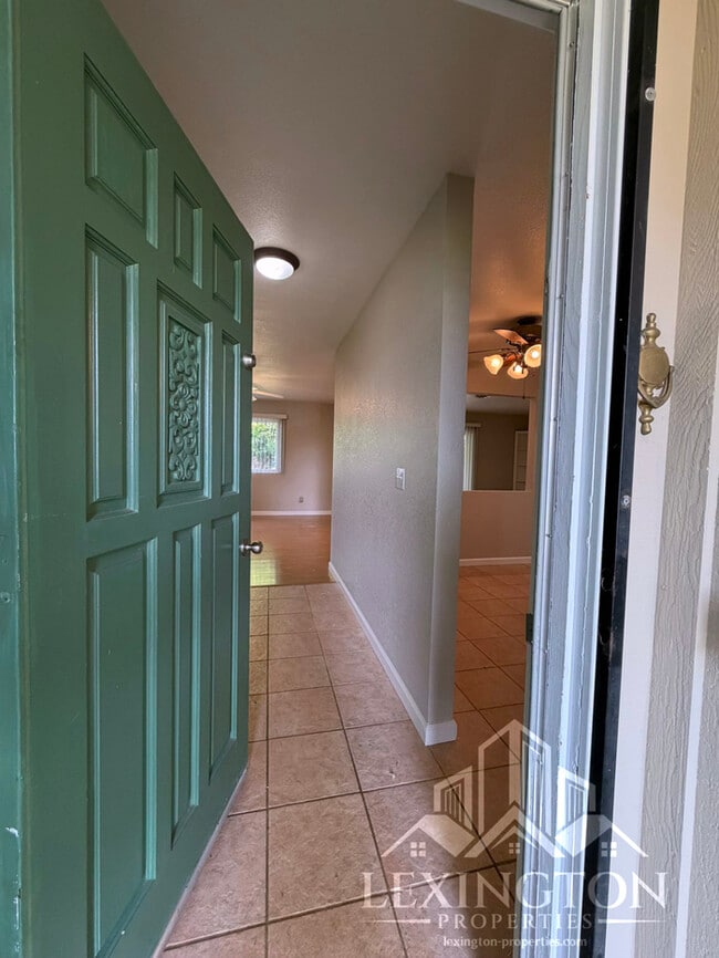 Photo - Lovely updated, 3BD/2BA, Home in Rocklin – off Pacific St. near Hwy 80 Access!