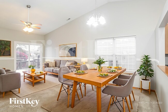 Photo - 540 Buffalo Run Dr