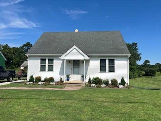 Building Photo - 6166 Kirby Rd