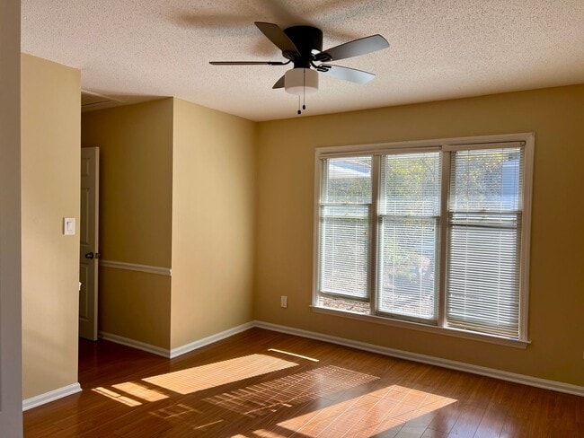 Photo - 2BR/2BA Condo in W. Raleigh