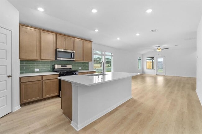 Photo - 496 El Capitan Lp