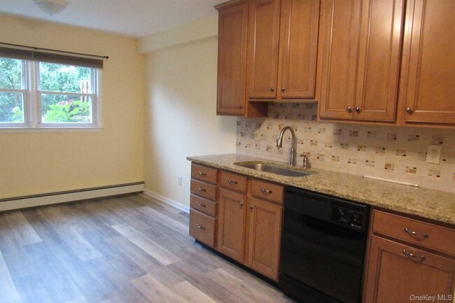 Photo - 34 Alpine Dr Unit A