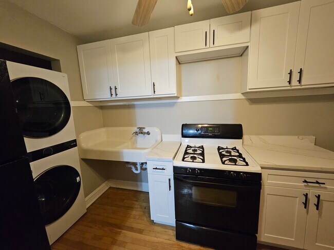 Photo - 2907 W Lyndale St Unidad 2R