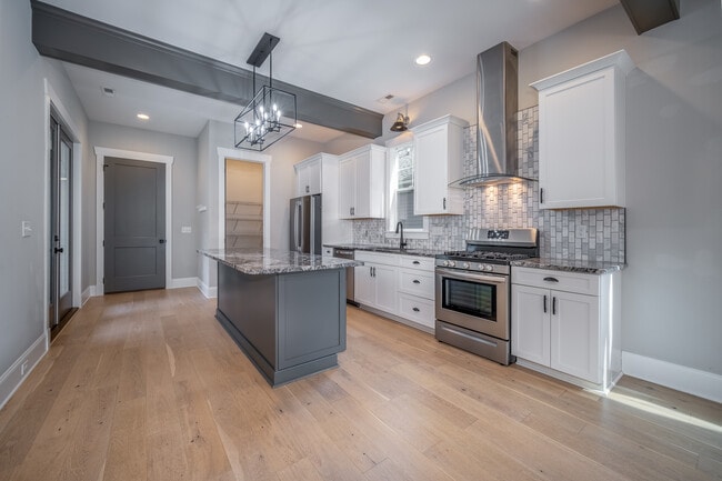 Photo - 288 W Main St