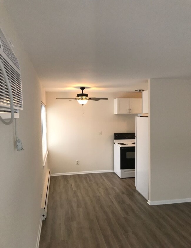Photo - Underhill Apartments