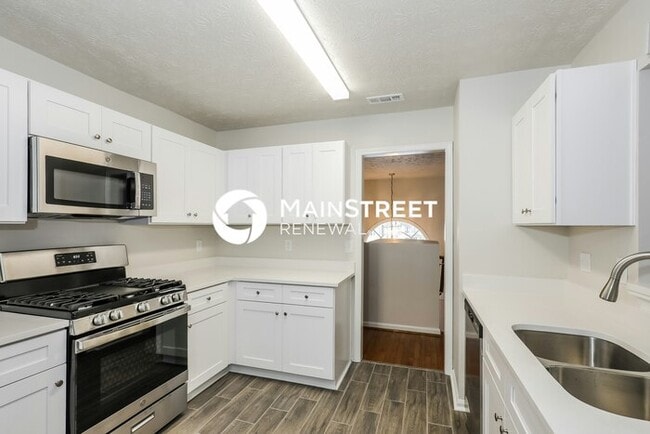 5 Bedroom Pet-Friendly Home in ELLENWOOD, GA with Main Street Renewal