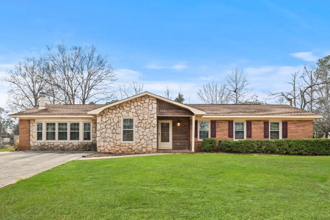 Photo - 105 Meriwood Dr House