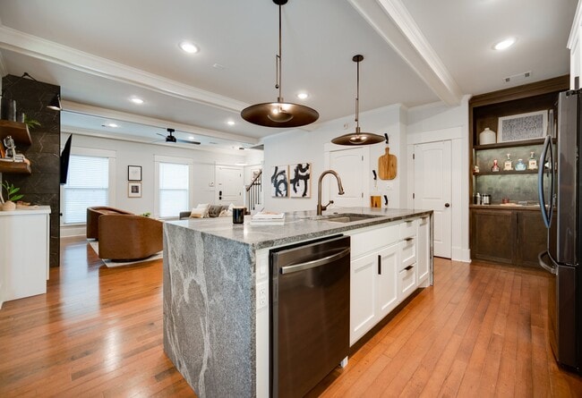 Photo - 1323 S Louisiana St