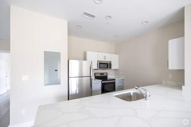 Kitchen - Creek Road Flats Apartments