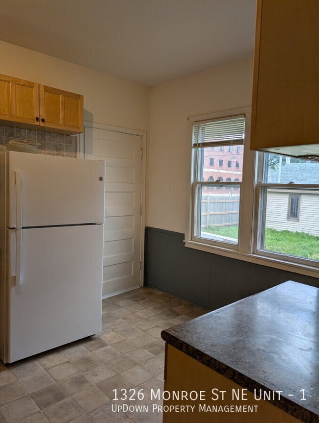 Photo - 1326 Monroe St NE Unit 1