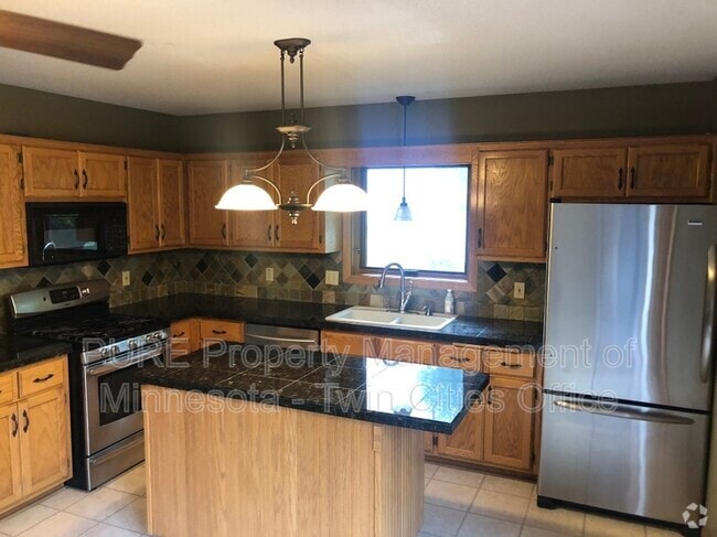Building Photo - 1680 Thornhill Ln Rental