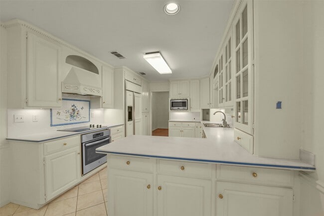 Photo - 110 Ridgemont Dr