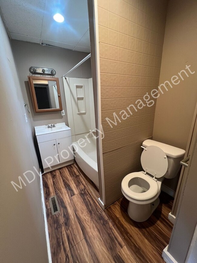 Photo - 401 Litchfield St Unit 1