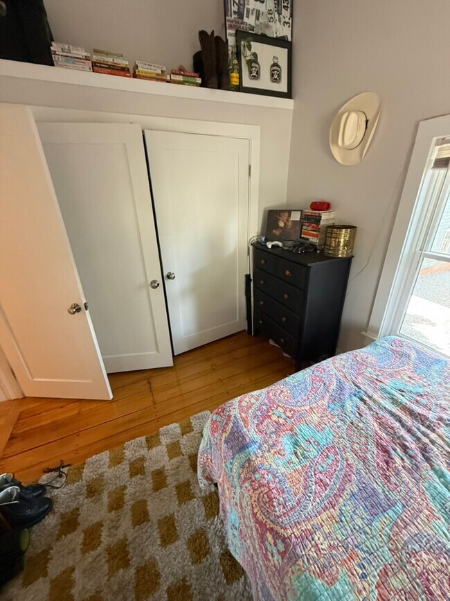 Photo - 115 Pleasant St Unit B