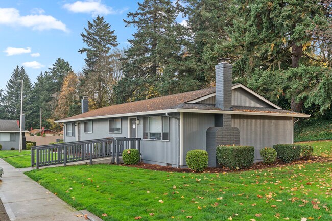 Quad Apartments