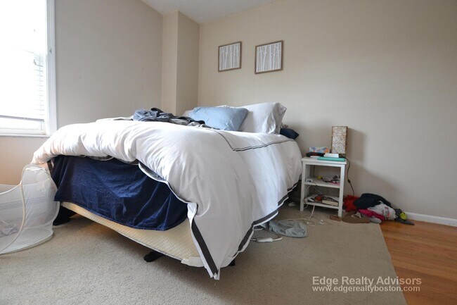 Photo - 9 Saybrook St