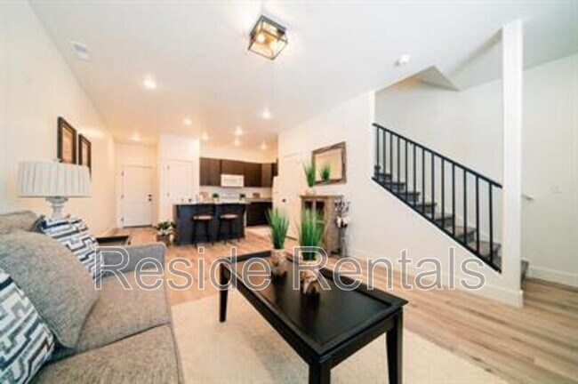 Photo - 254 Spring Creek Pky