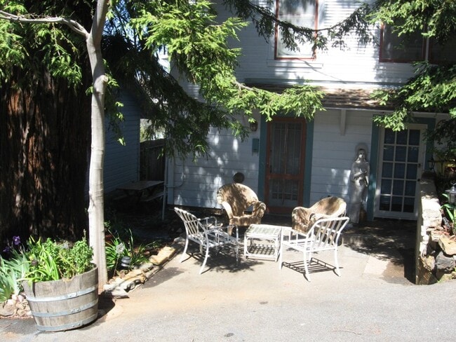 Photo - 430 S Shepherd St Unit 430 S Shepherd St