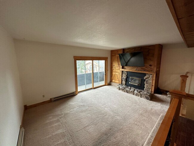Photo - 3 Bedroom, 3.5 Bath Open Floor Plan Townhome