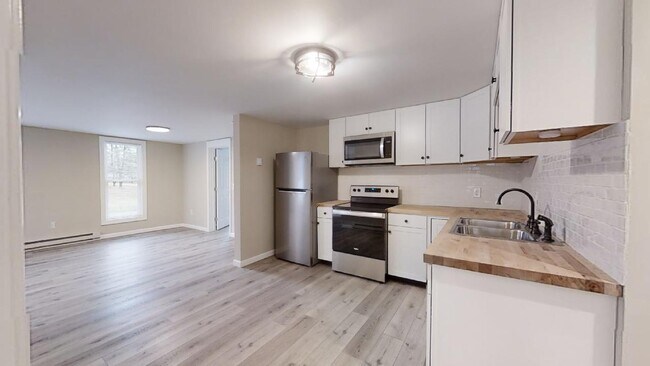 Photo - 173 S Main St Unit 1