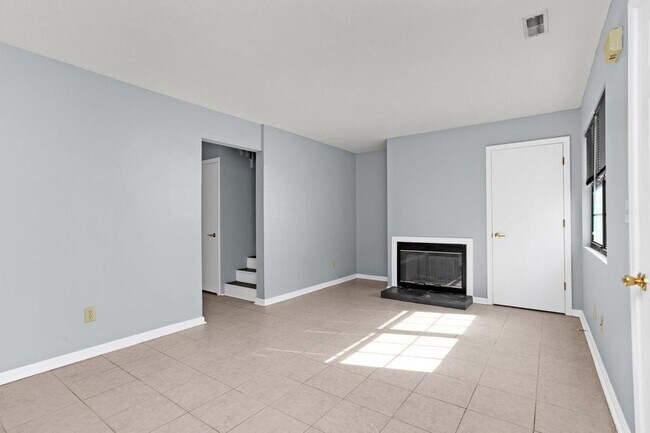 Photo - 110A Melanie Ln