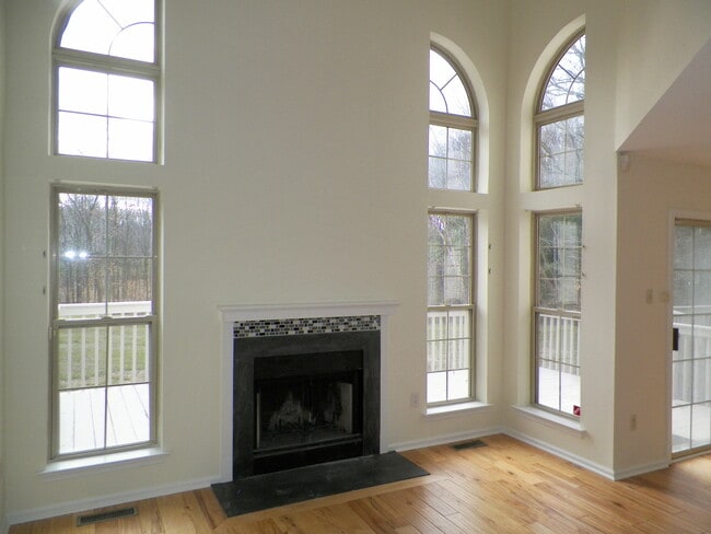 Photo - 5077 Rosewood Dr