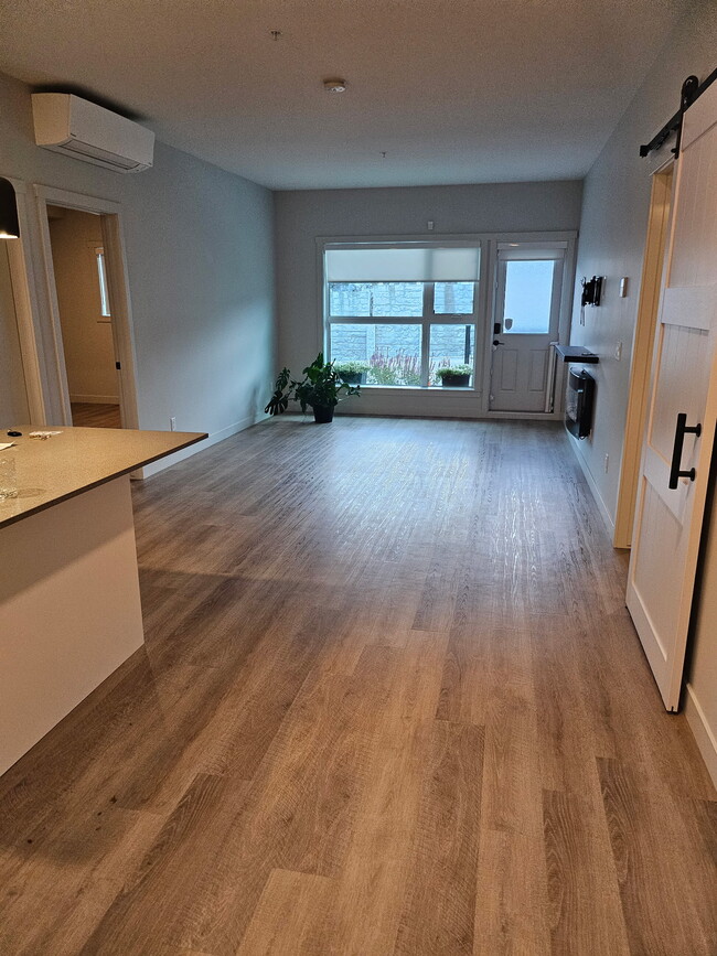 Photo - 2465 Gateway Rd Unit 101