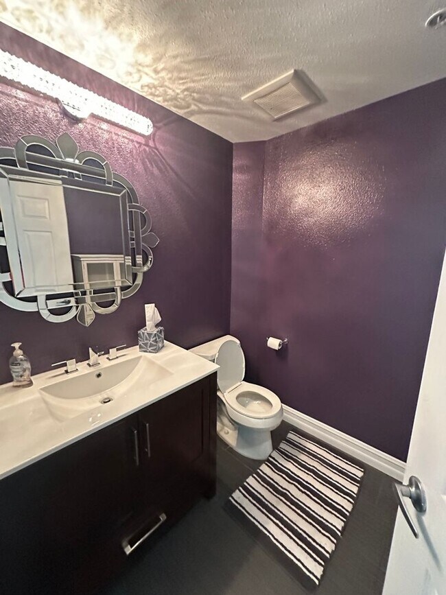 Modern 2-Bedroom Condo with Premium Amenit... - Modern 2-Bedroom Condo with Premium Amenit...