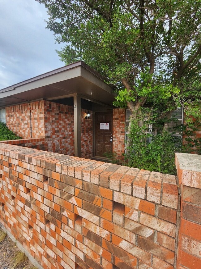 Photo - 3 bed 2 bath duplex