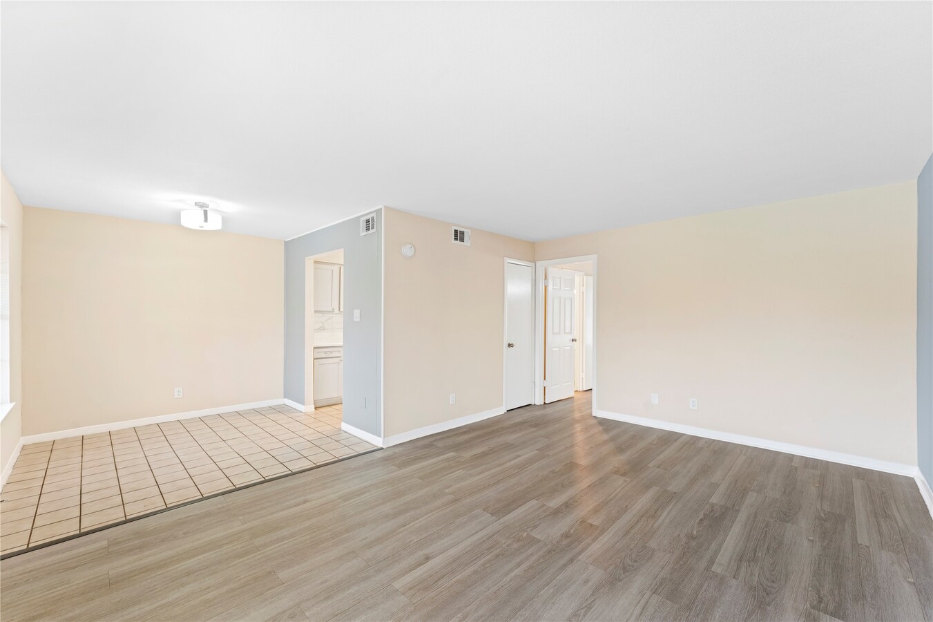 Photo - 3316 Burke Rd Unit 43