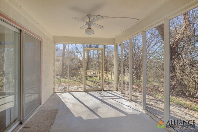 Photo - Cute Home Near Anneberg Park!