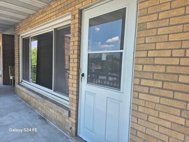 Photo - 4921 N Harlem Ave Unit 3