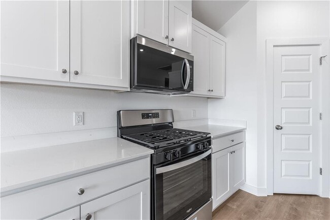 Photo - 103 S Maroon Ave