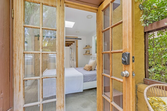 Dormitorio 1 - 718 Vernon Ave