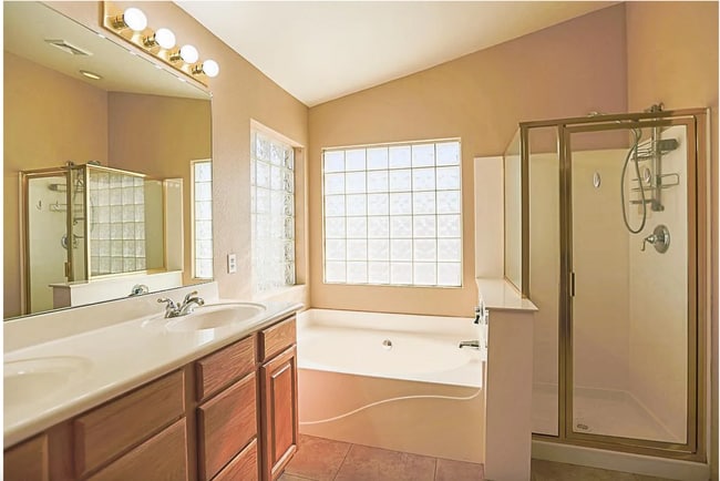 Building Photo - Four bed / Three bath - Premium Corner Lot... Rental