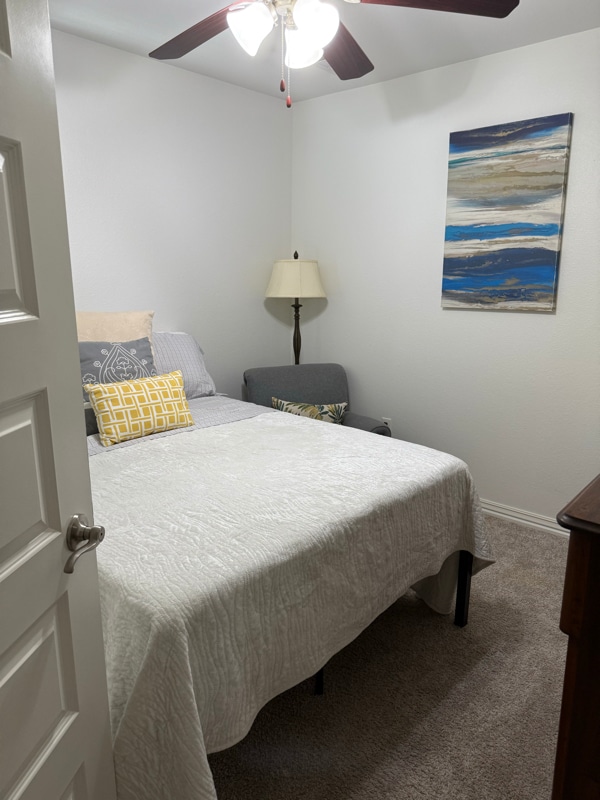 Photo - 3701 SW Mistletoe Ave